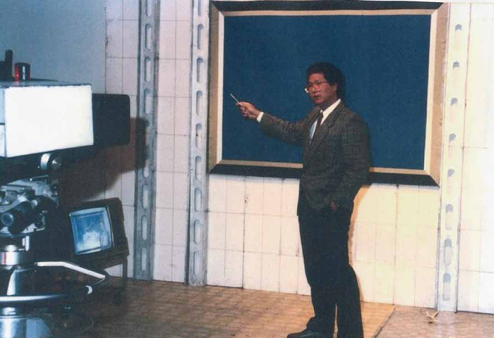 Weather presentations on television Weather presentations on television