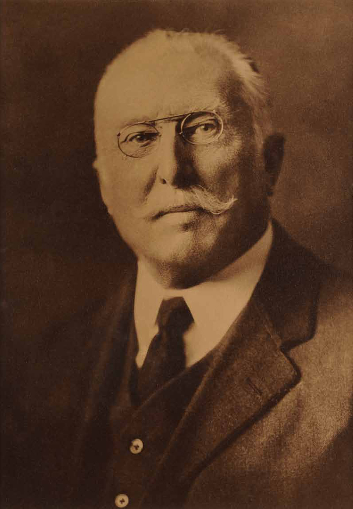 Dr William Doberck