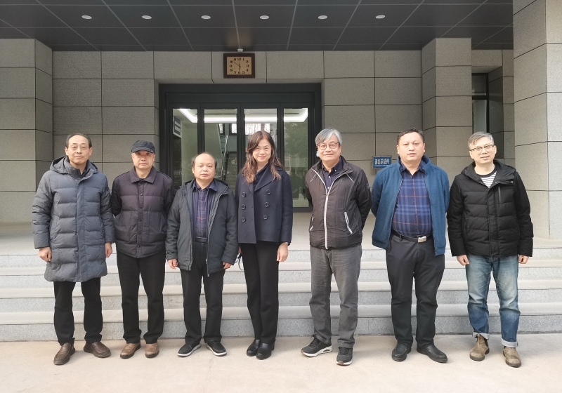 HKO's staff met with the Deputy Director of NTSC and other experts in Xi'an in February 2025.