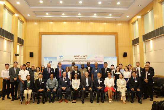 Mr CM Shun, Director of the Hong Kong Observatory (front row, 5th from the right) taking a group photo with the participants of the VCP workshop on MET-ATM under the Joint CAS/CAeM AvRDP, and experts of the Science Steering Committee members.