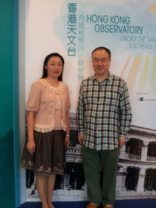 Mr Ko and Ms Song briefed the TV audience on the 'Hong Kong Observatory - Under the Same Sky 130 Years' exhibition