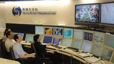 Mrs. Hilda Lam, Acting Director of the Observatory (1st right), and her colleagues participated in the joint weather conference with the China Meteorological Administration