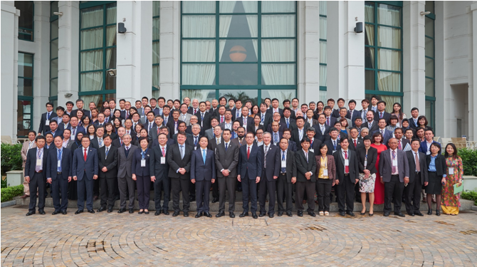 Group photo of the participants of the 50th Session of ESCAP/WMO Typhoon Committee held in Hanoi, Vietnam.