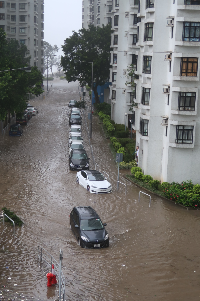 Heng Fa Chuen was seriously flooded with  sea water  rushing  into the estate