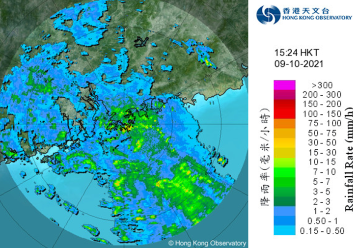 Radar echoes captured at 3:24 p.m. on 9 October 2021.  The rainbands associated with Lionrock continued to affect Hong Kong.