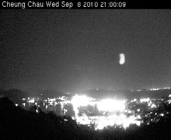 Figure 1.  Light on the weather photo captured at Cheung Chau on Sept 8