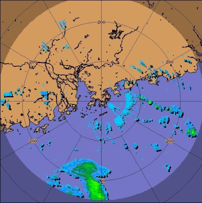 二零一二年八月十六日午夜的雷达回波图像，当时台风启德的中心集结在香港西南偏南约260公里，最为接近香港。