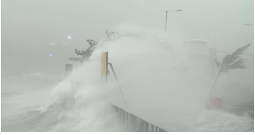 High waves affected Hung Hom Pier during the passage of Hato. (Photo courtesy of James Reynolds).