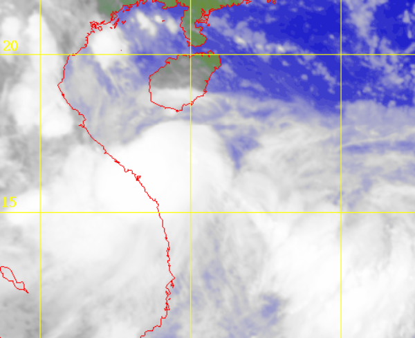 熱帶風暴桑卡的衛星圖片 