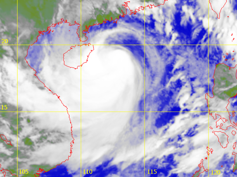 Satellite picture of Typhoon Kompasu (2118)