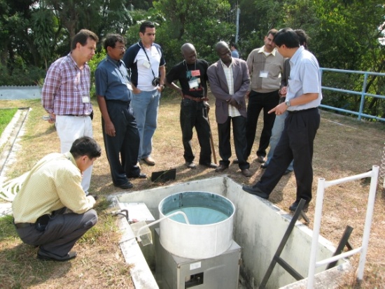Figure 1	Participants visiting the King's Park Meteorological Station