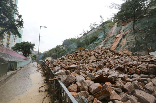 Severe on 22 may 2013 landslide in sau mau ping