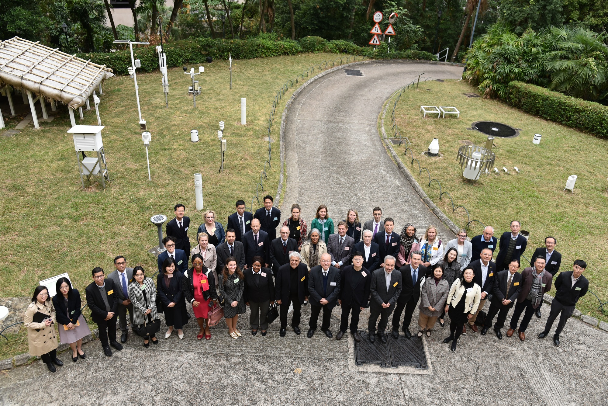 領事團到訪香港天文台 (2025年11月21日)