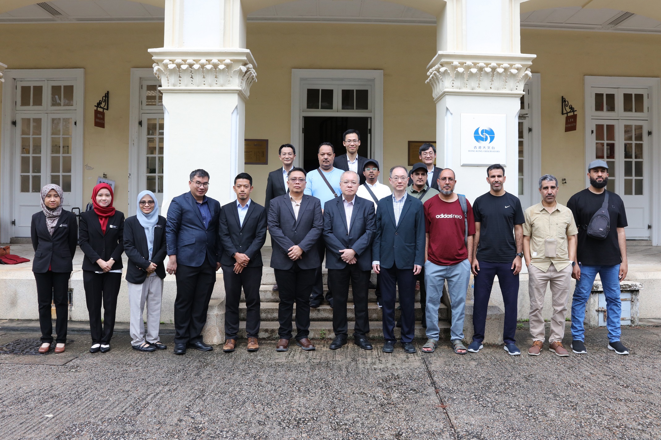 馬來西亞氣象局及阿曼蘇丹國民航局代表團到訪香港天文台參加航空氣象培訓