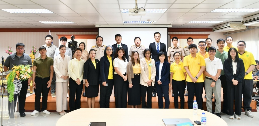 香港天文台同事到泰国气象局讲学