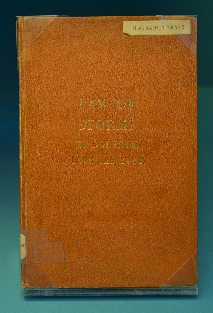 刊物：Law of Storms