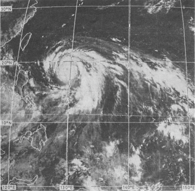 颱風荷貝在一九七九年七月三十一日上午9時左右的GMS-1 可見光衛星圖像