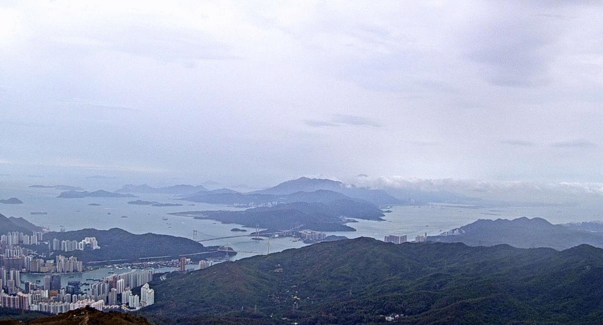 Weather photo taken at the peak of Tai Mo Shan looking to the southwest