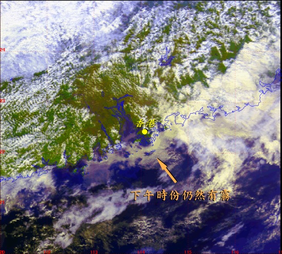 濃霧籠罩廣東沿岸地區 (拍攝時間─2002年1月17日下午2時27分)