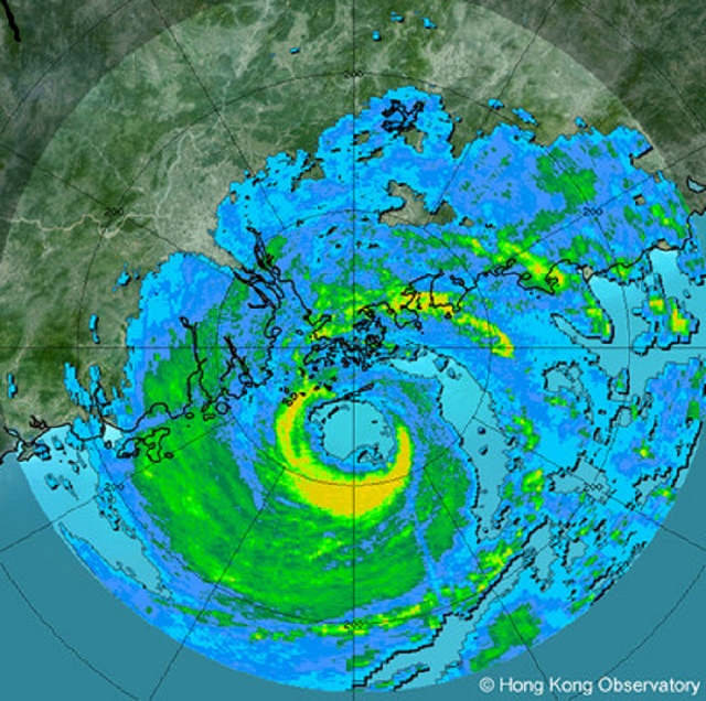 強颱風天鴿於2017年8月23日早上9時12分在香港以南掠過的雷達回波圖像
